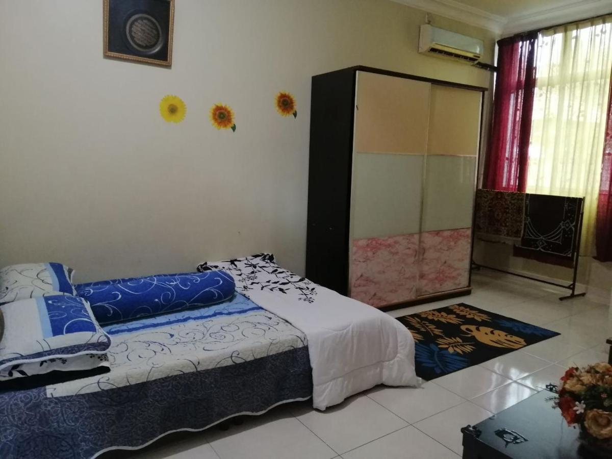 Malacca Hawwa Sara Muslim Homestay מראה חיצוני תמונה