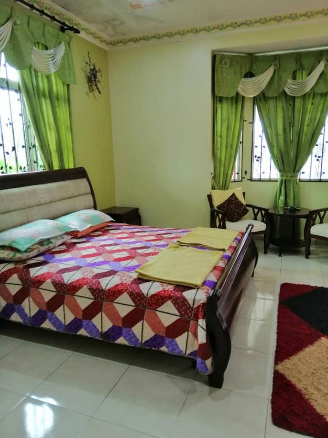 Malacca Hawwa Sara Muslim Homestay מראה חיצוני תמונה